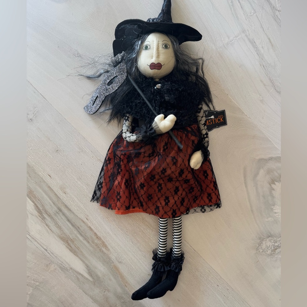 NWT Halloween Witch Doll